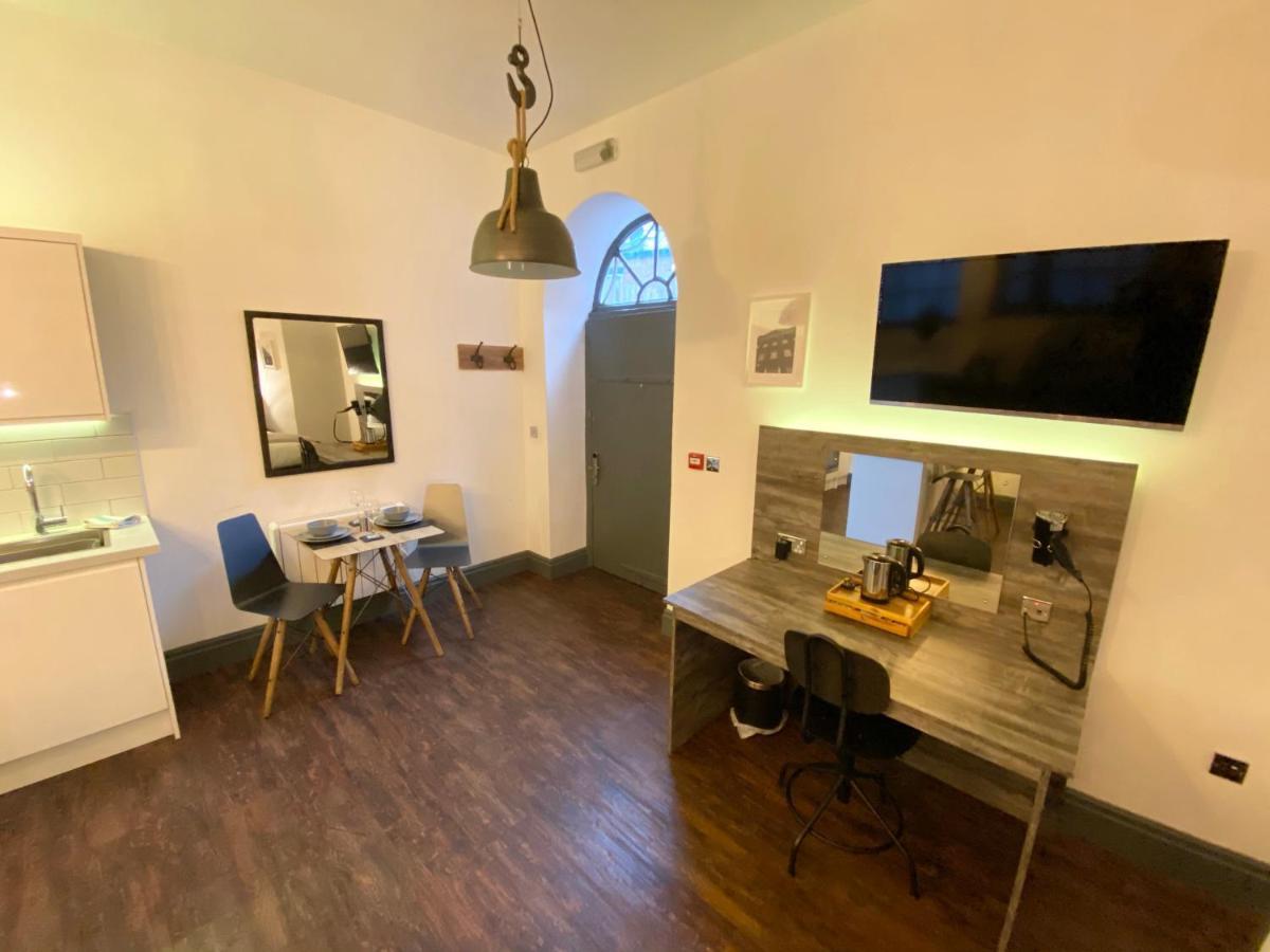 Studio At The Coach House Apartments Leeds  Luaran gambar