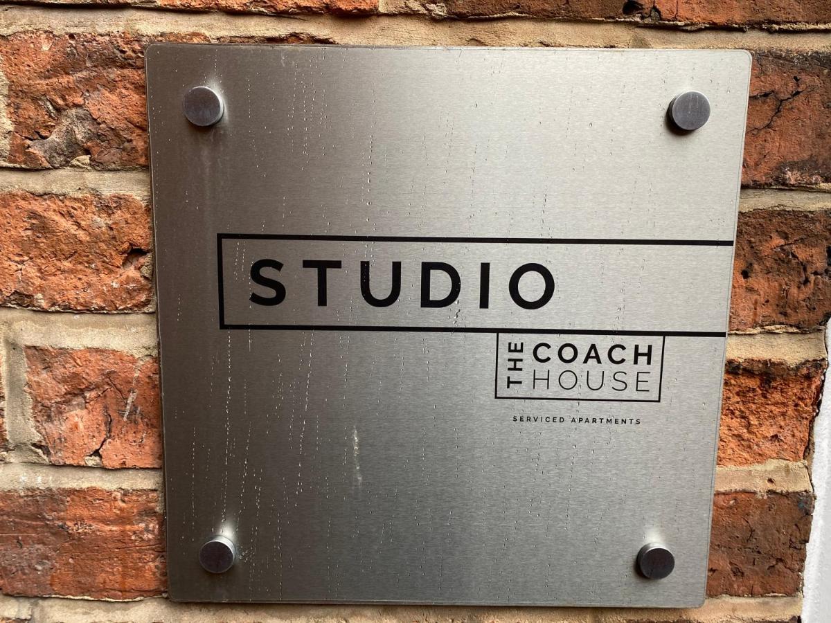 Studio At The Coach House Apartments Leeds  Luaran gambar