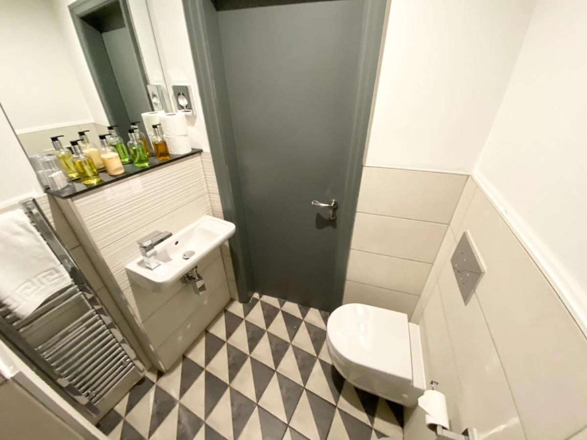 Studio At The Coach House Apartments Leeds  Luaran gambar