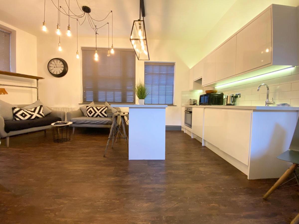 Studio At The Coach House Apartments Leeds  Luaran gambar
