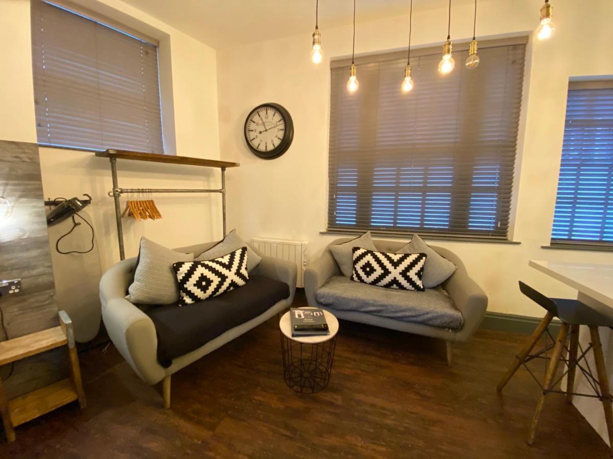 Studio At The Coach House Apartments Leeds  Luaran gambar
