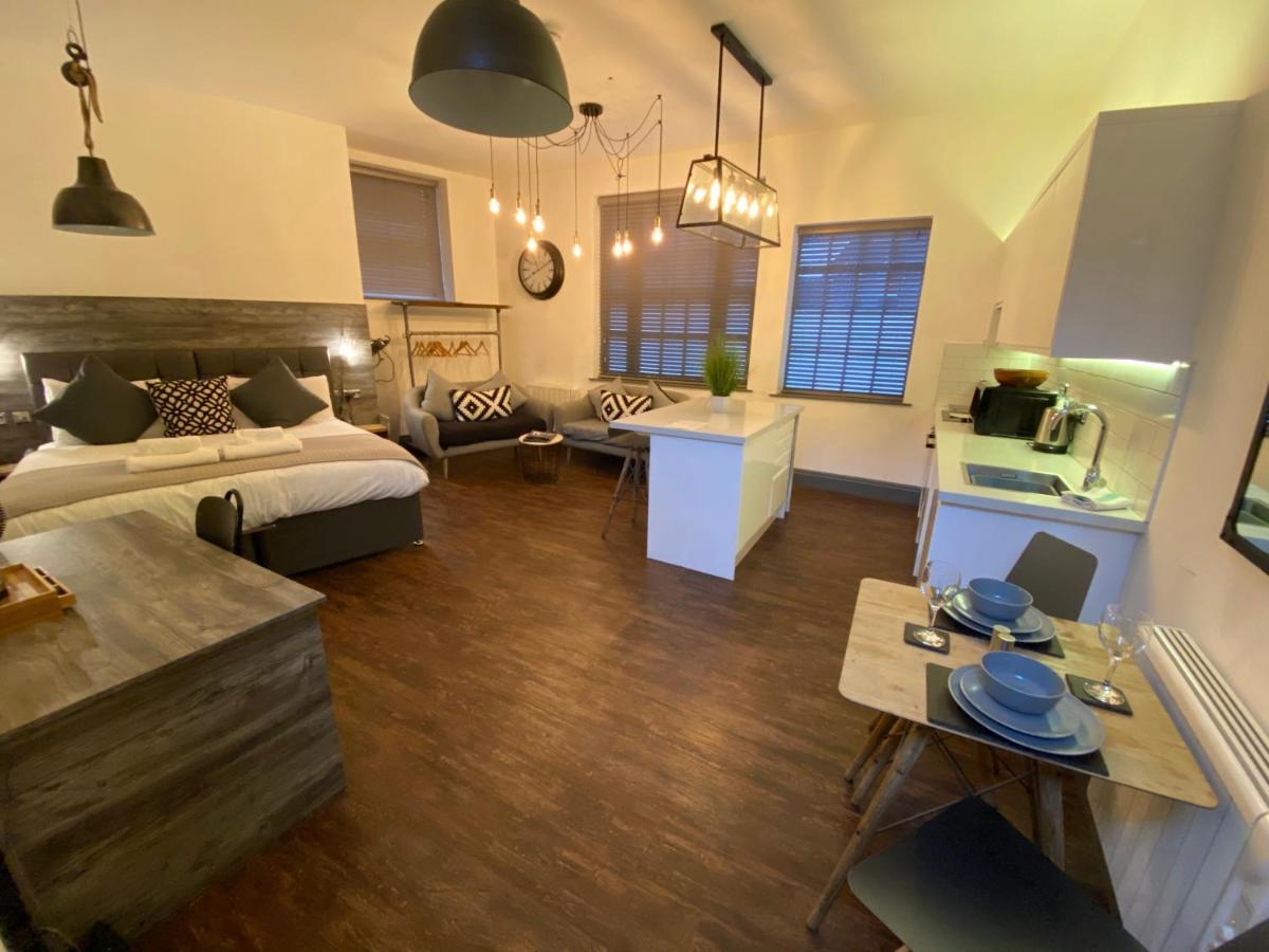 Studio At The Coach House Apartments Leeds  Luaran gambar